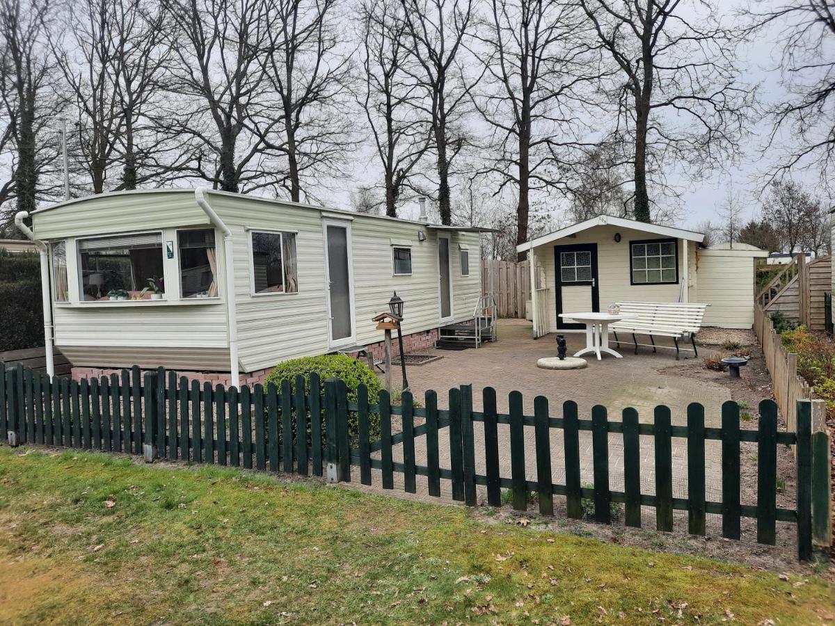 Mulder'S Vakantiehuis, Jaarplaats 108 Op Recreatiepark De Tien Heugten Schoonloo Ngoại thất bức ảnh